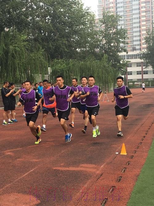 中国足协举办2016年中甲联赛裁判工作中期总结会 中国足协举办2016年中甲联赛裁判工作中期总结会