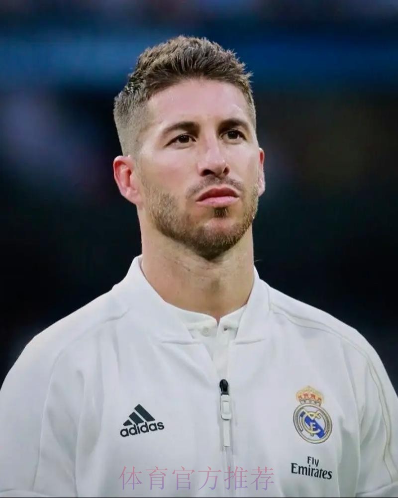 马卡:拉莫斯希望回归遭拒 近百名球员被推荐给皇马